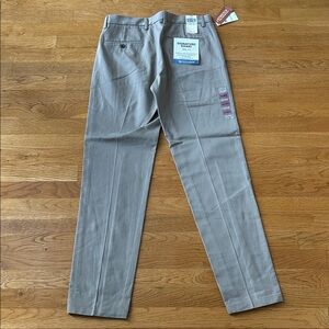 Brand New NWT Dockers Men's Signature Stretch Khaki Chinos Slim Fit 30x32